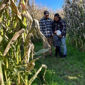 Meet your Posher, Alondra